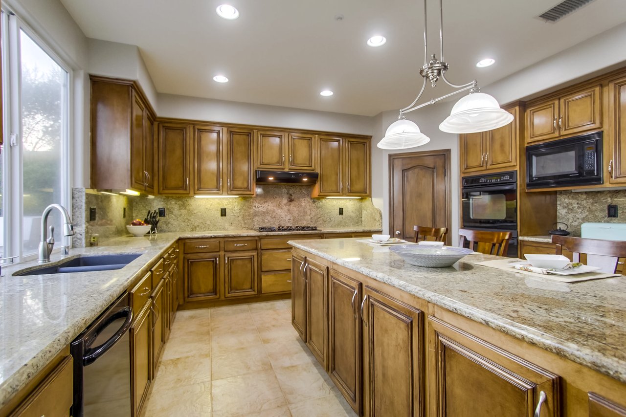 781 Vista Point Cir