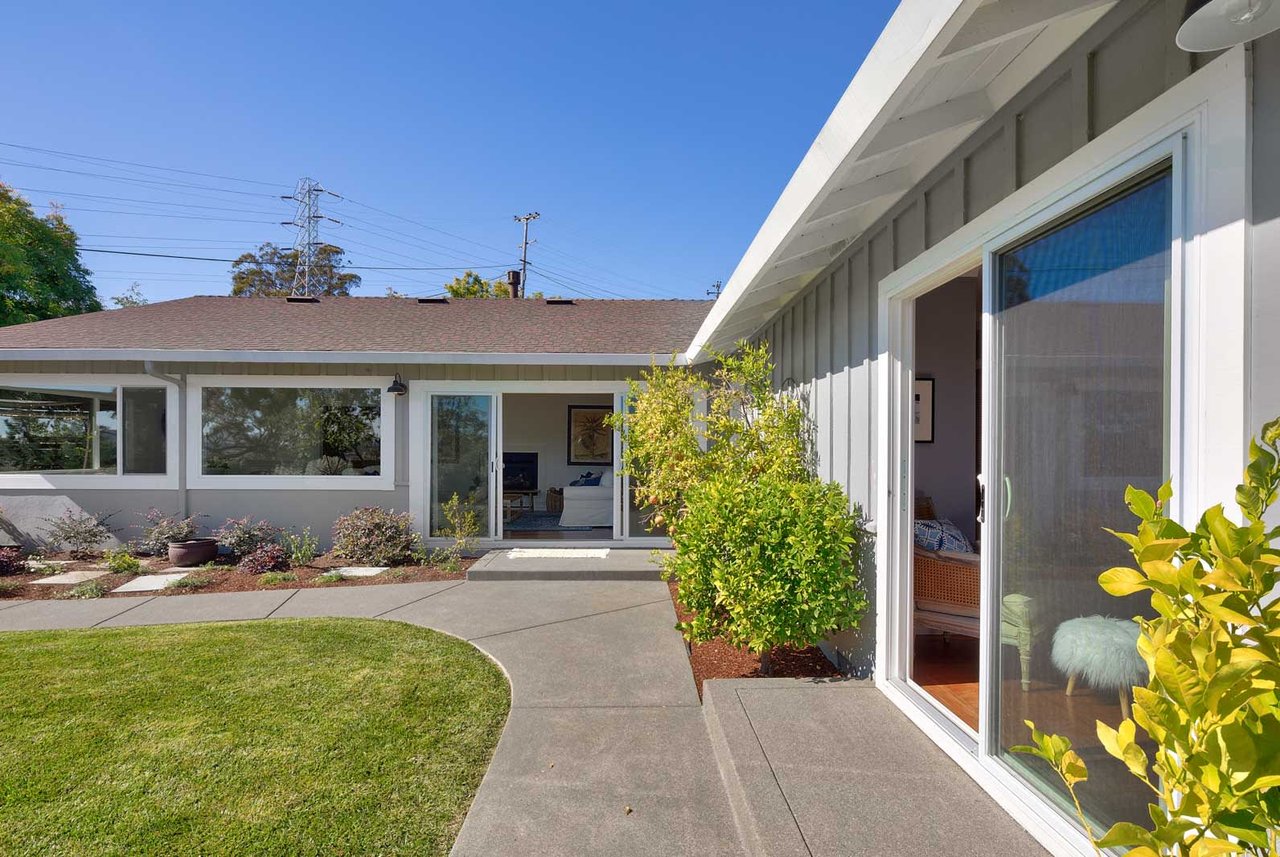 9 Junipero Serra Avenue