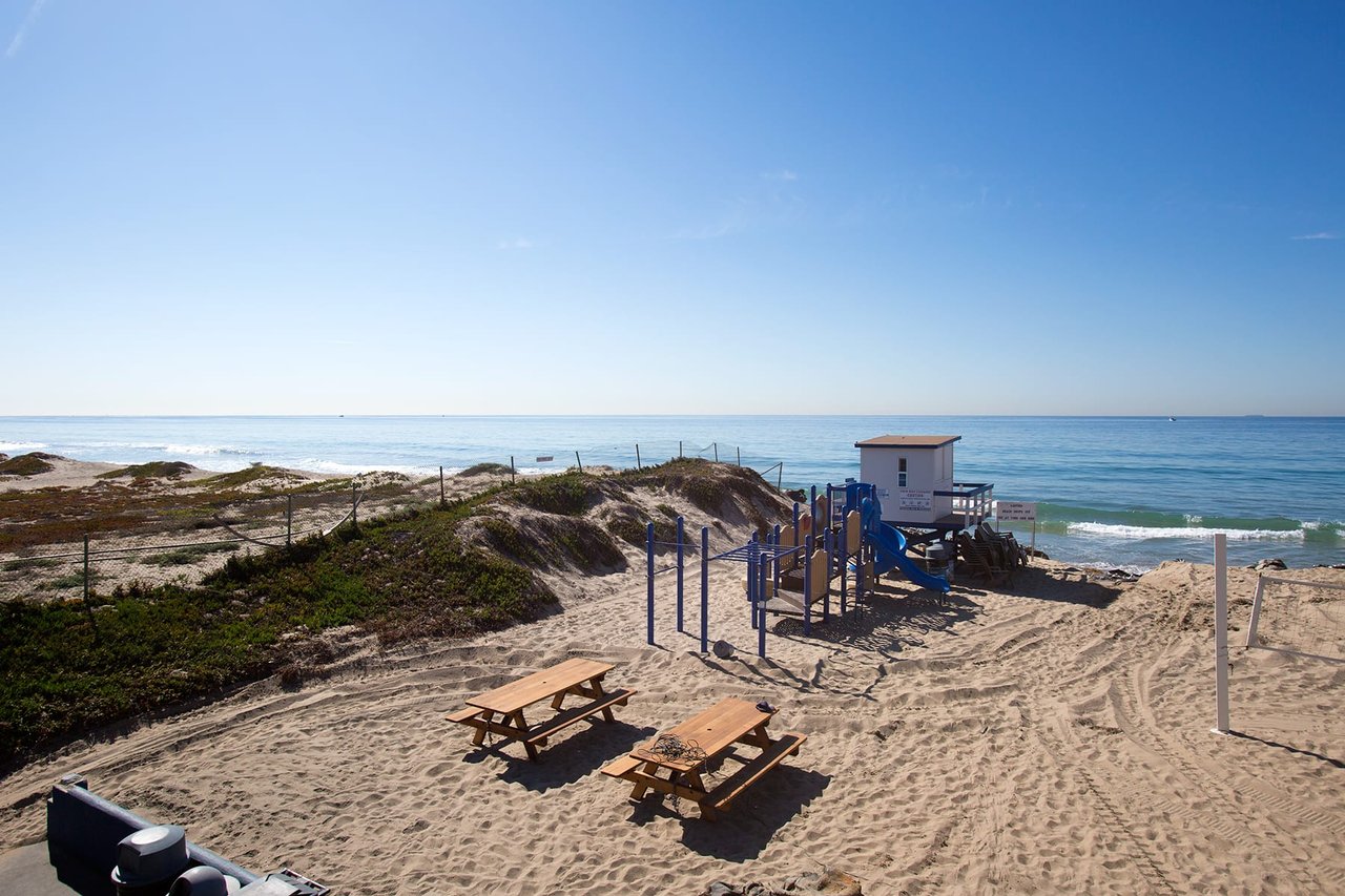 A Slice of Paradise in Malibu West
