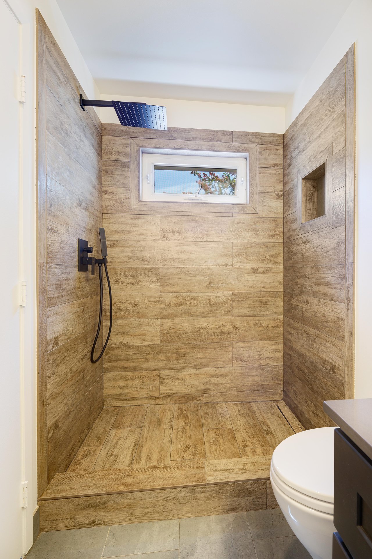 39 Dutch Valley Lane, San Anselmo