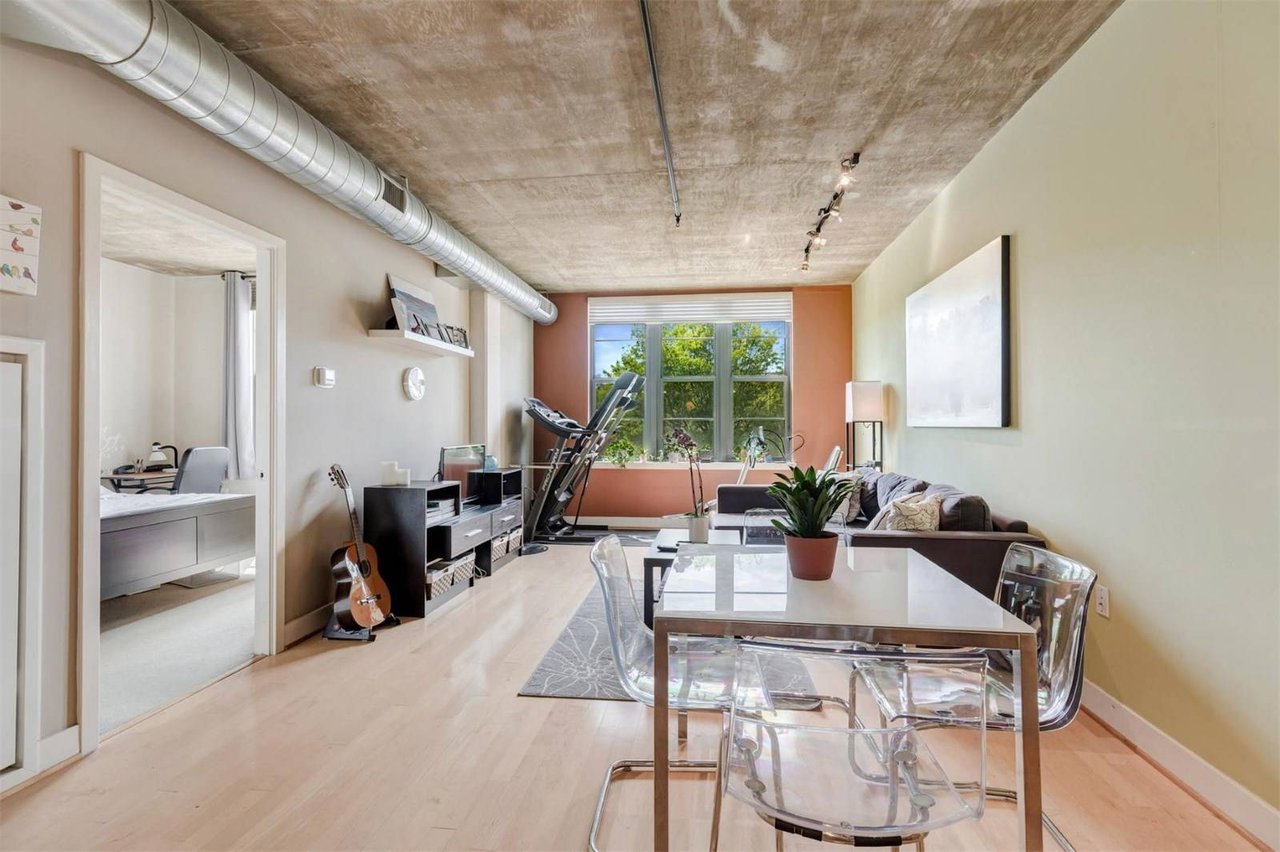 2125 14th St NW, #322