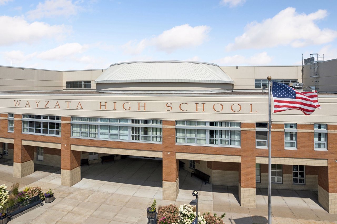 Moving to Minneapolis in 2026: Best Suburbs, Schools & Neighborhoods