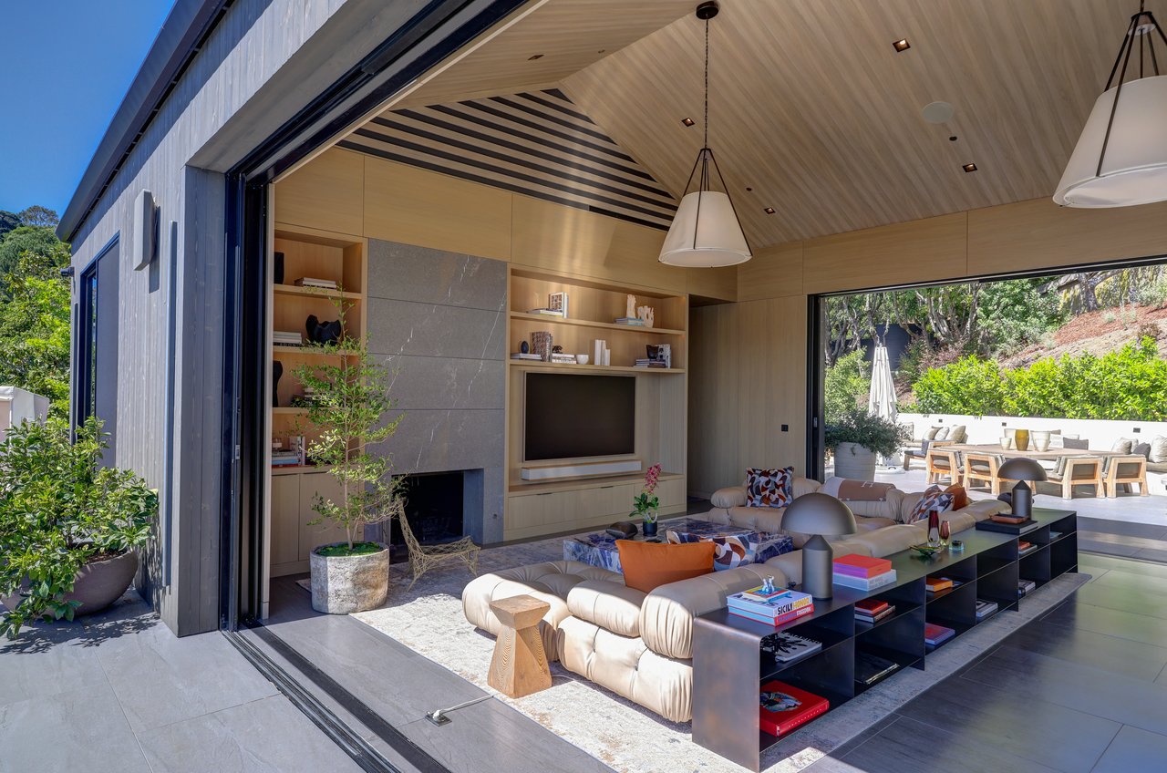 Stylish and Chic - Completed in 2024