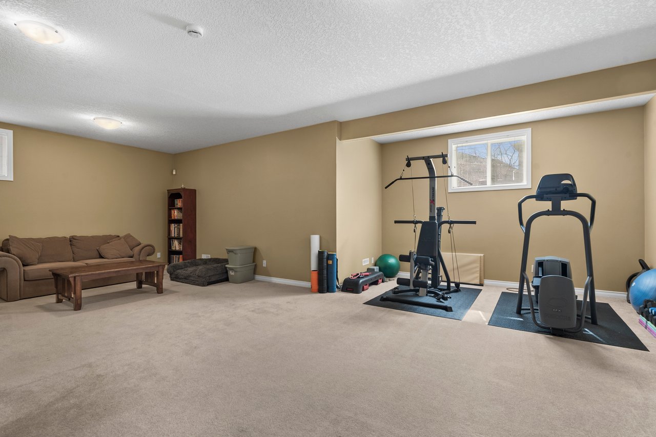 29 Royal Birch Hill NW