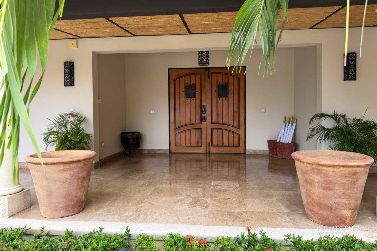 Casa Playa Bonita | Beachfront Luxury Estate in Playa Flamingo