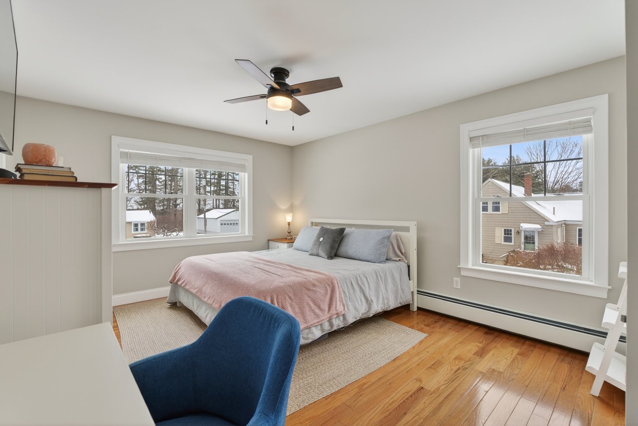 12 Robinson Rd, Scarborough