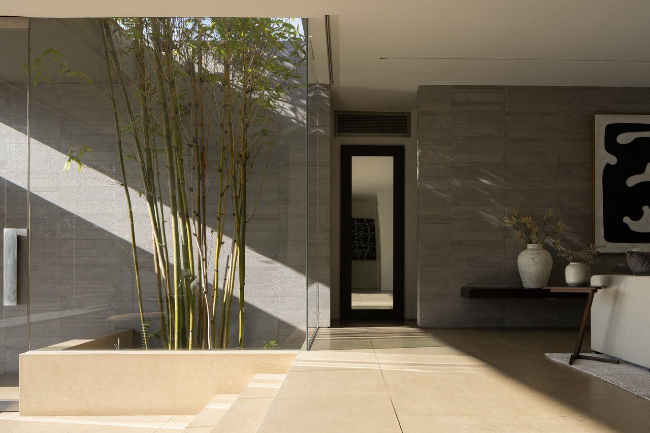 1166 Angelo Dr, Beverly Hills 