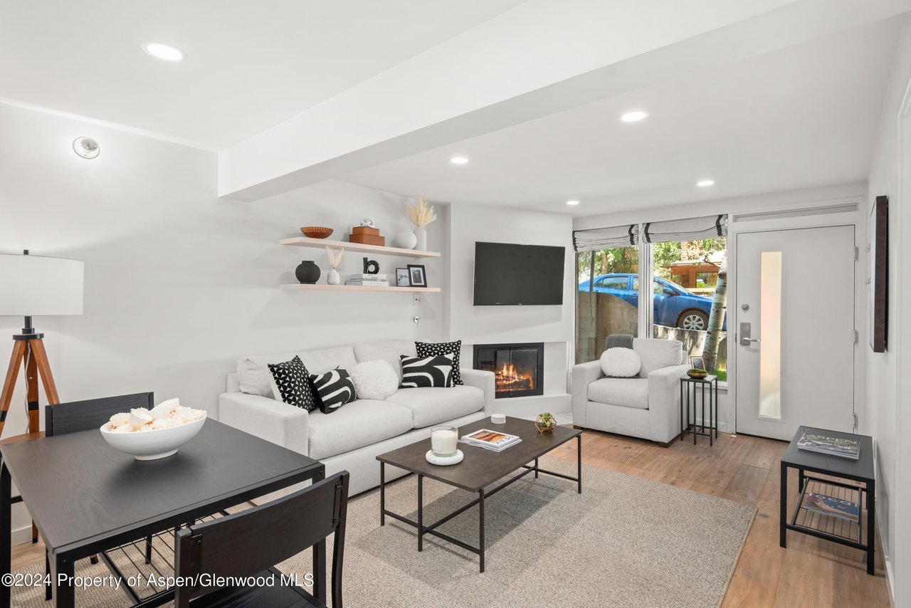 800 S Mill Street, 1A