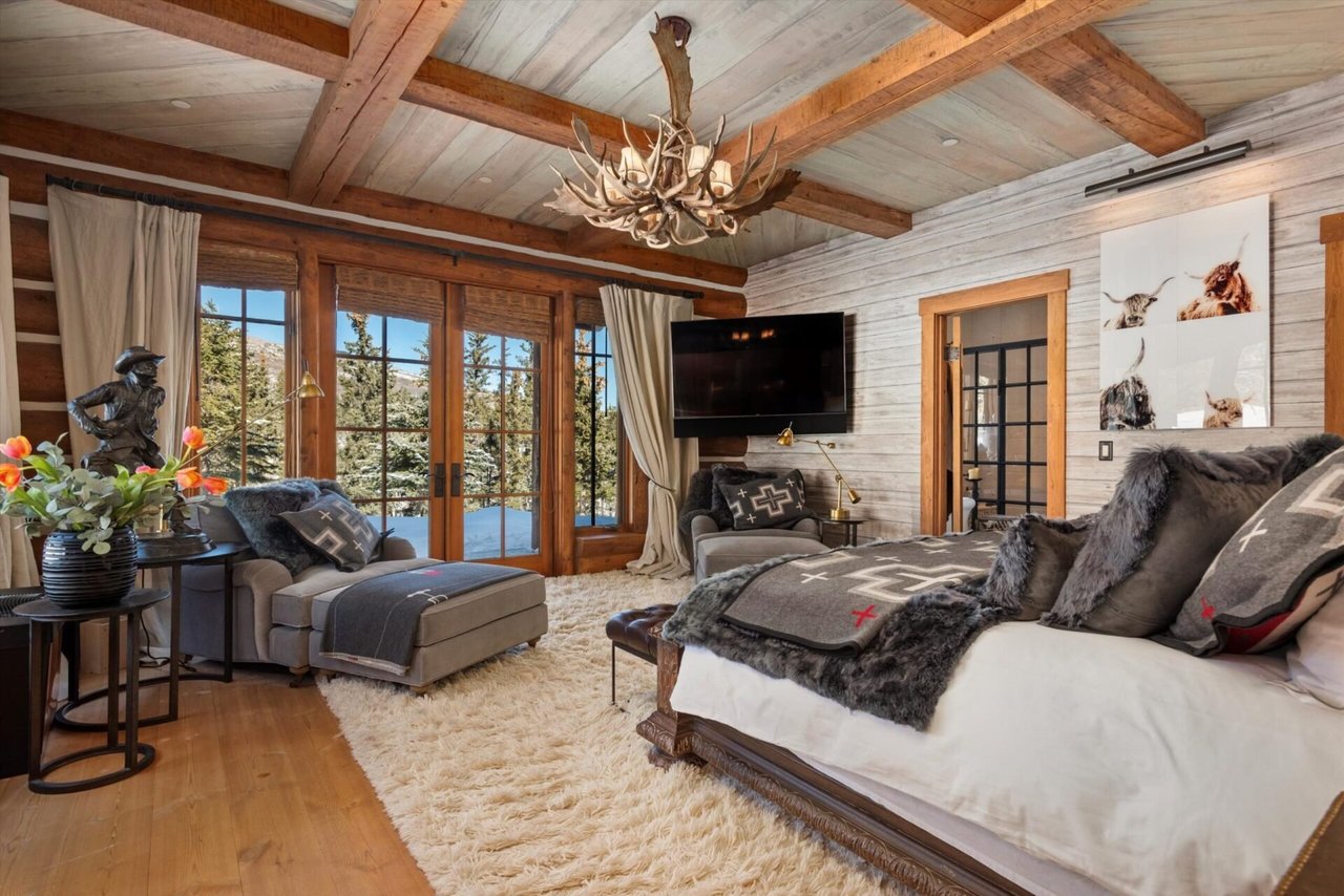 6855 Capitol Creek Rd