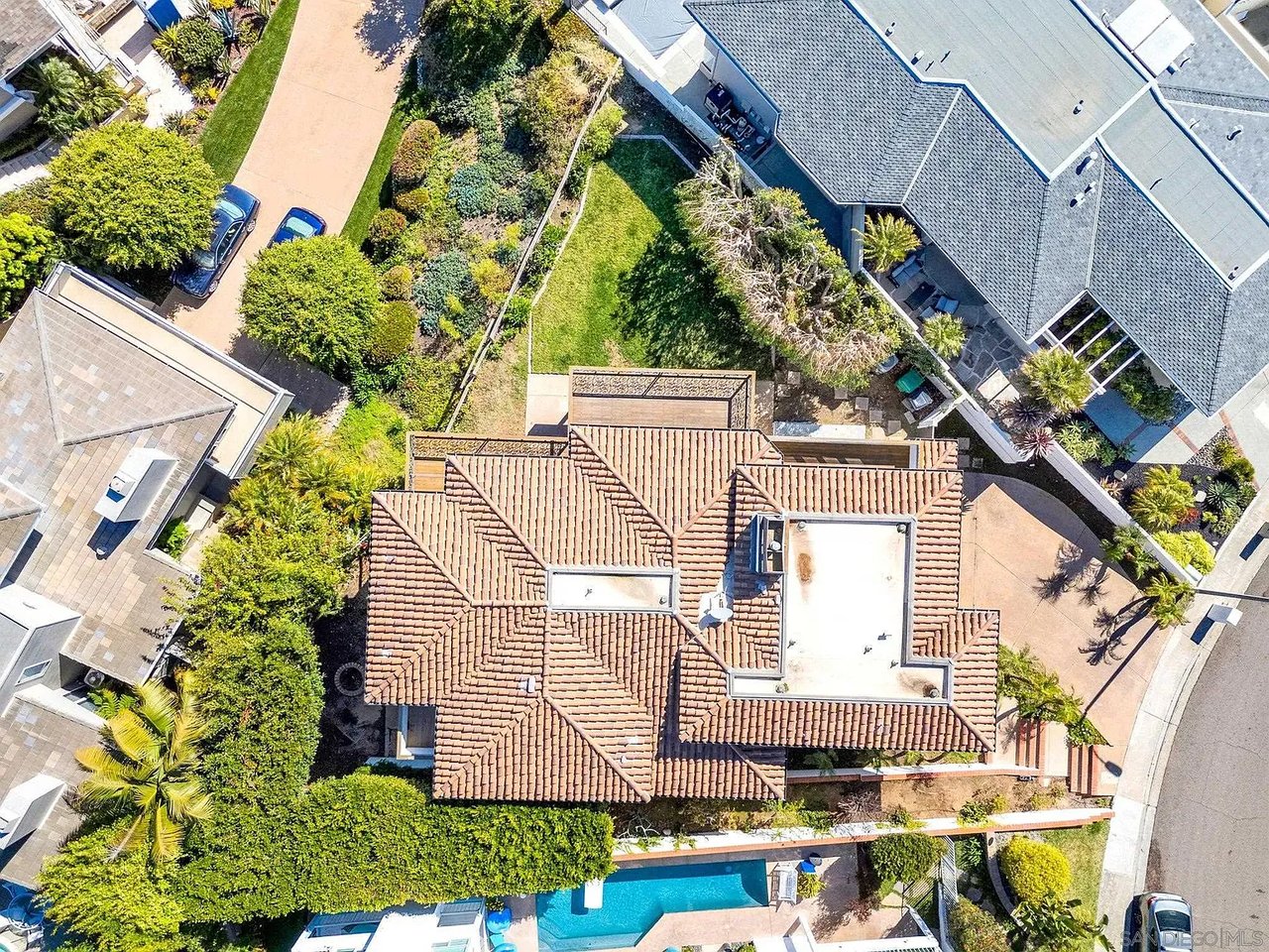 5791 La Jolla Corona Dr