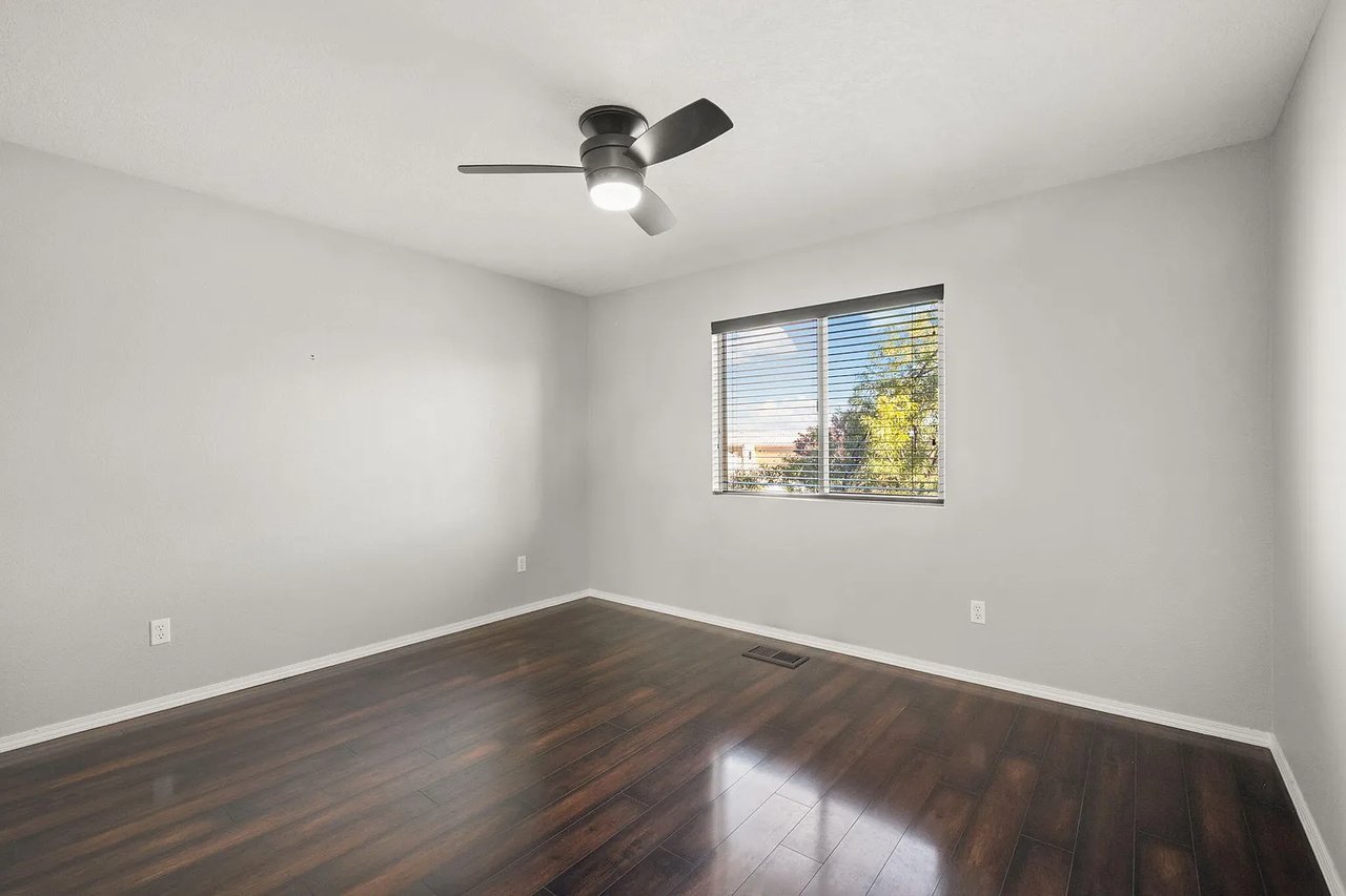 1405 Villa Candela, NE