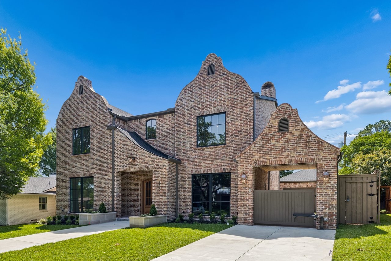 6462 Woodcrest Ln