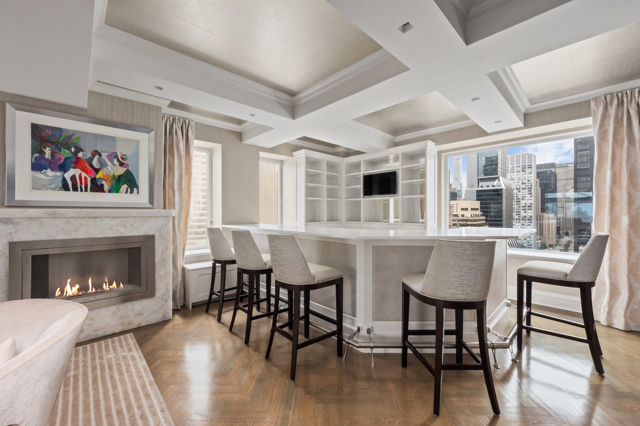 502 Park Avenue, PH27