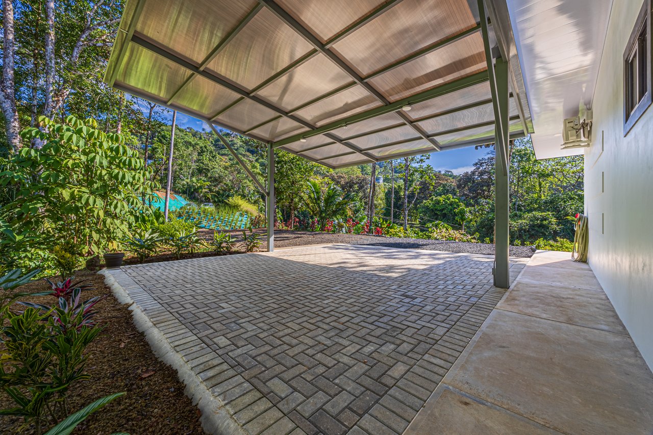 1.5 Acres of Lush Jungle and Elegance – Modern 3-Bedroom Villa in the Hills of Uvita