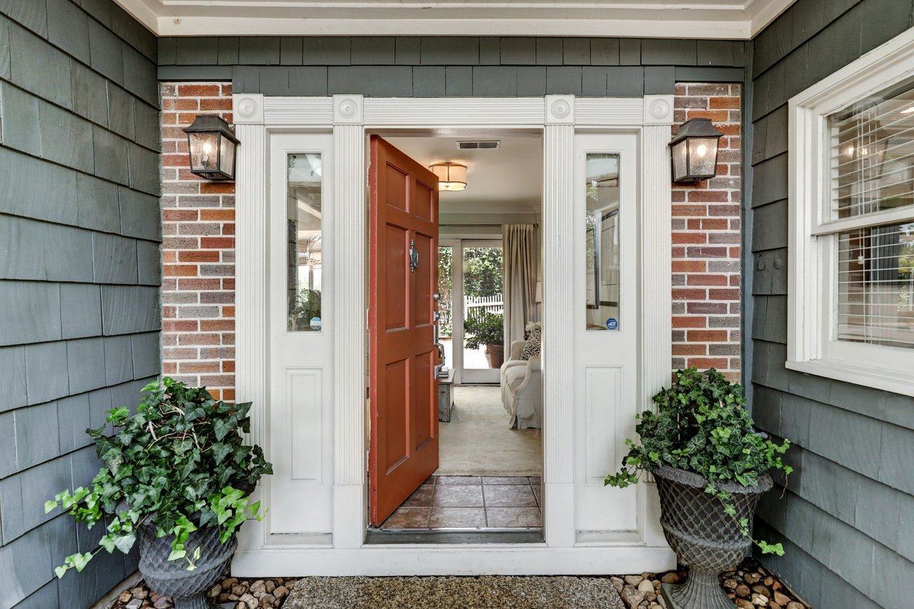 2228 Addison Rd