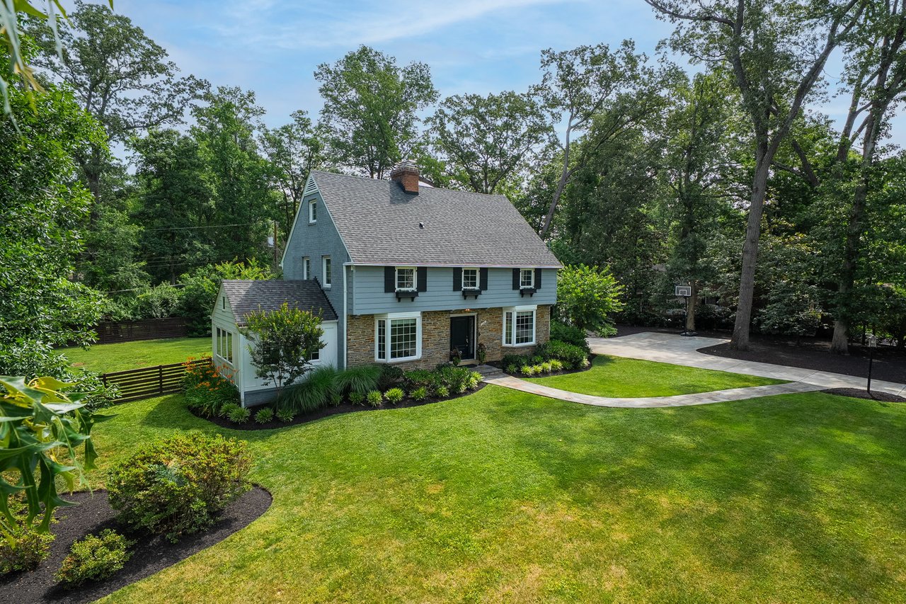 1138 Cameron Rd