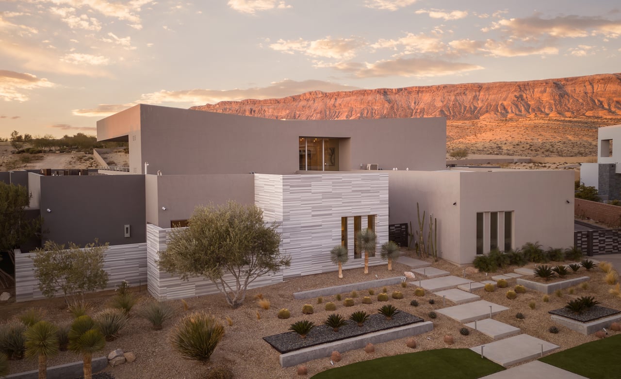 19 Flying Cloud Ln, Las Vegas, NV 89135