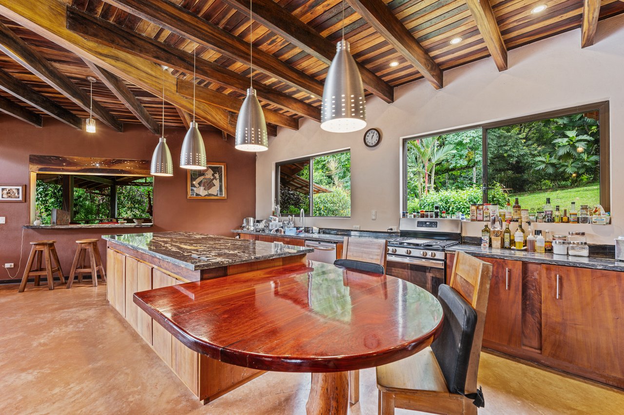 Finca Mei Tai | Enchanting property! Don't miss your chance to own a piece of paradise!