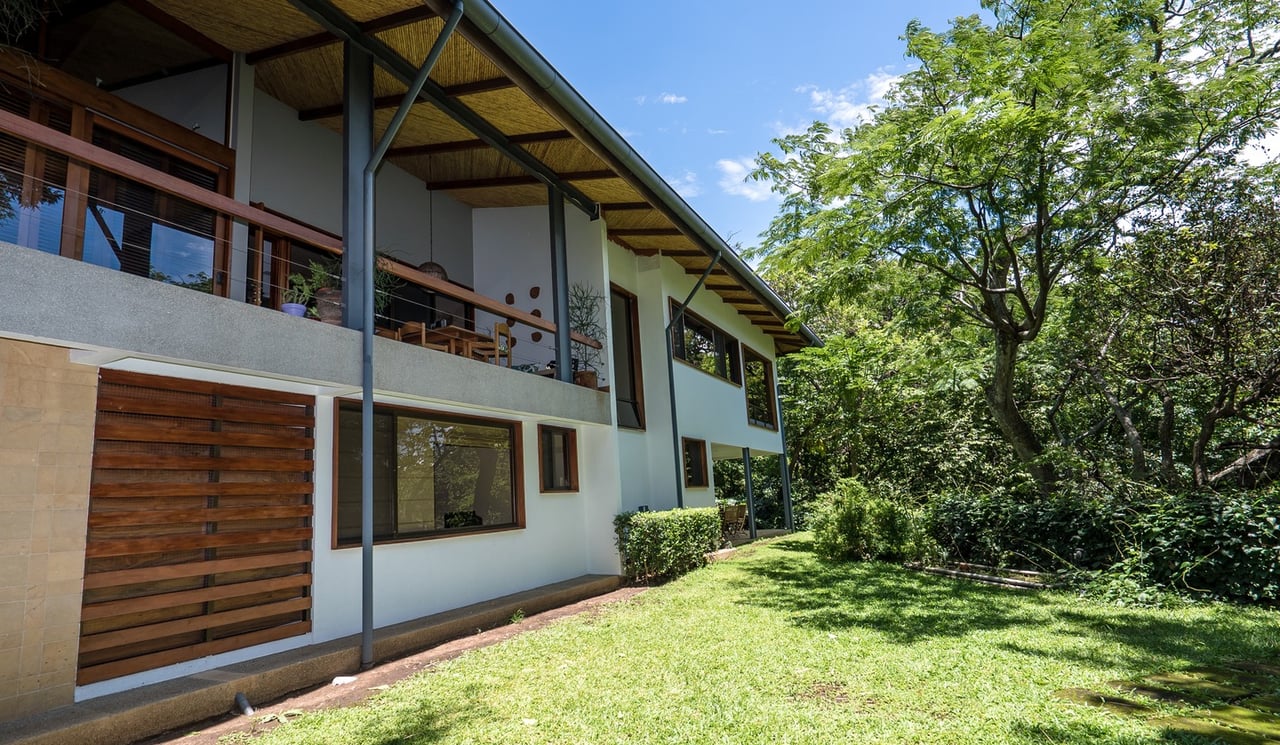 Tropical Gem In Villa Real