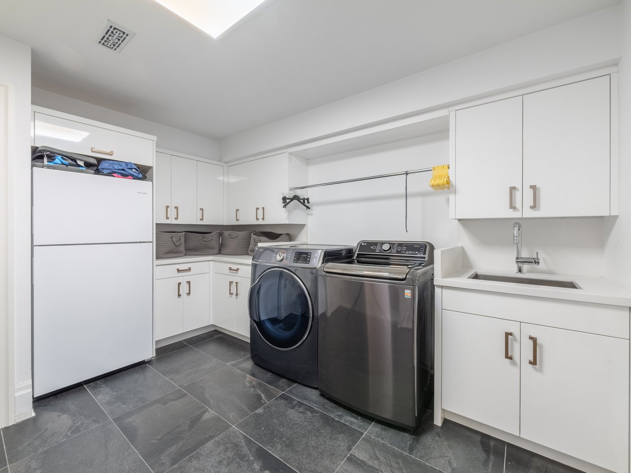 Ultimate Luxury In Bedford Park