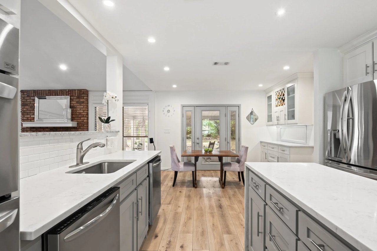 1709 Crested Butte Dr - Westlake Hills Single-Story Legacy Estate on Half-Acre