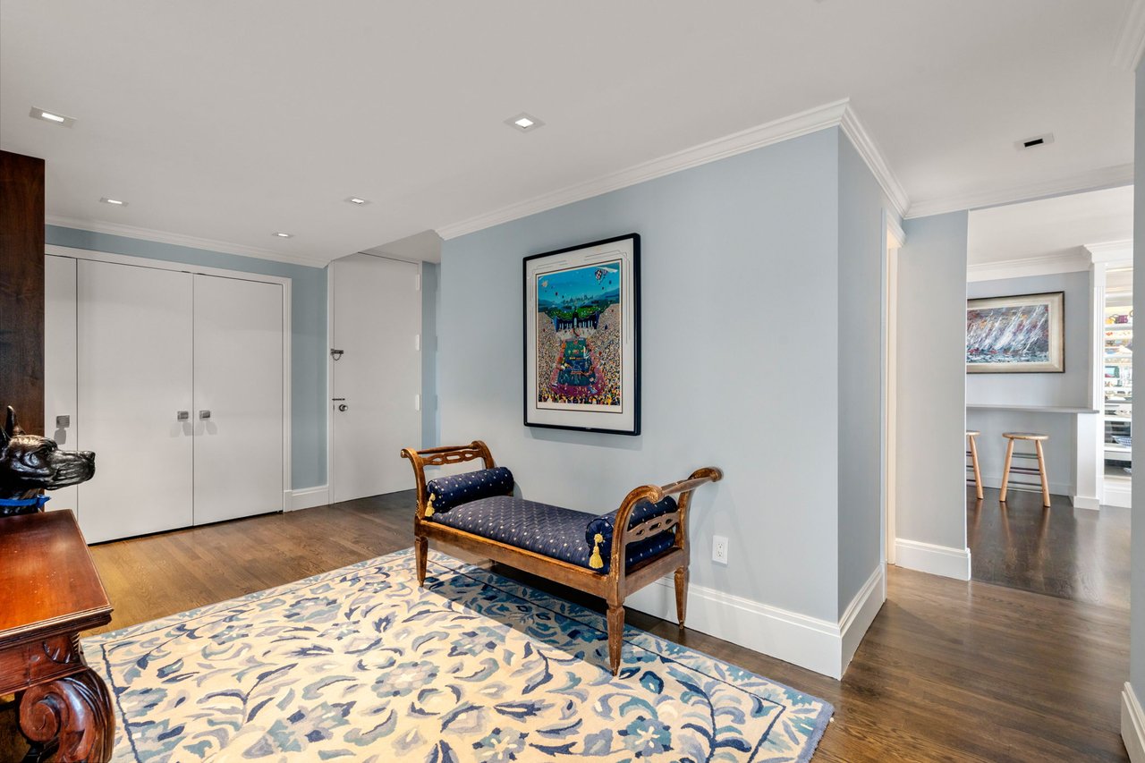 Highly Renovated Harbor Towers Residence
