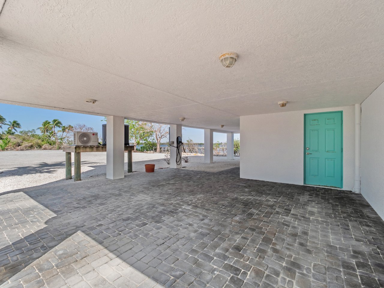 4581 Redfish Point RD