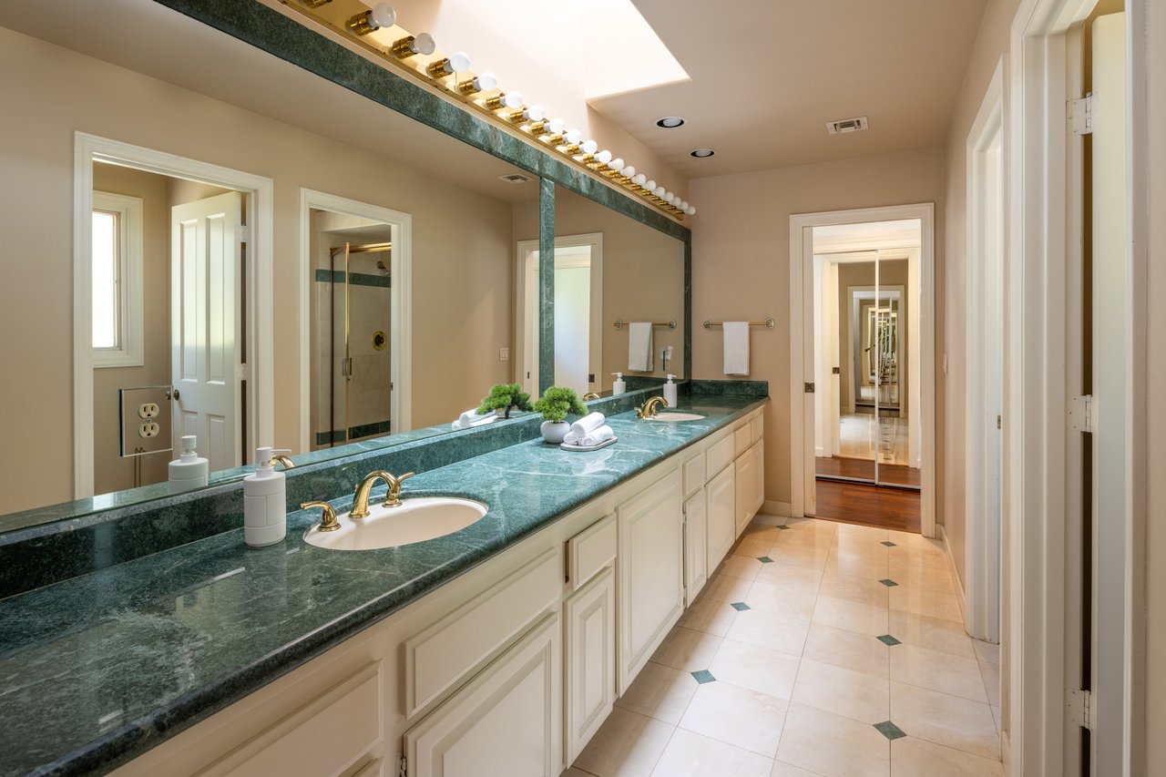 18714 Bernardo Trails | Rancho Bernardo