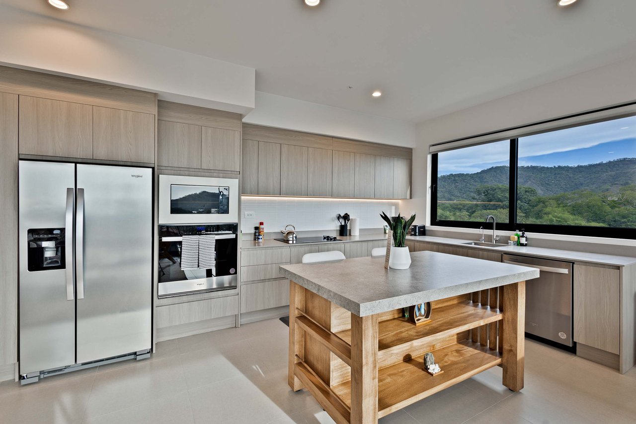 Na Umi The Sunset #522 | Ocean-View Residence at Pacifico