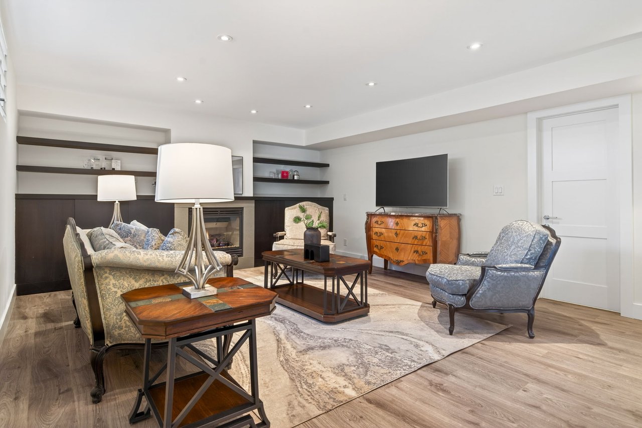 SOLD. Beautifully Updated Bungalow