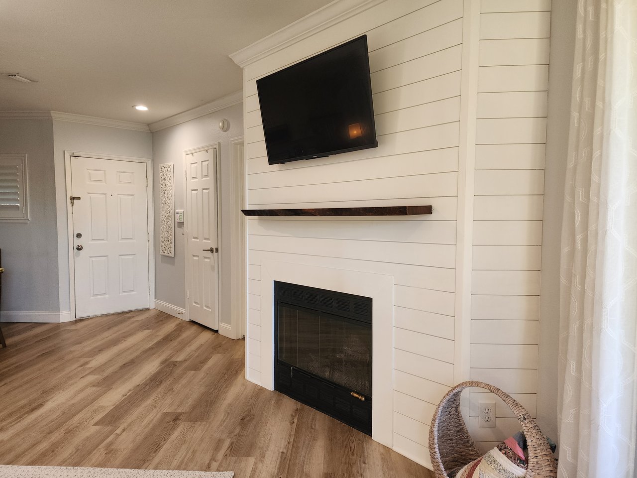 FOR LEASE Jacksonville Beach Condo 