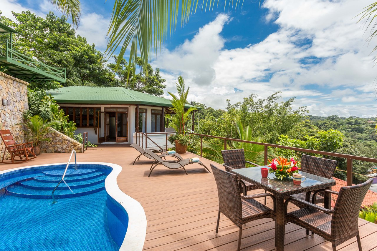 4 Bedroom Ocean View Home in Manuel Antonio, Villa Natura