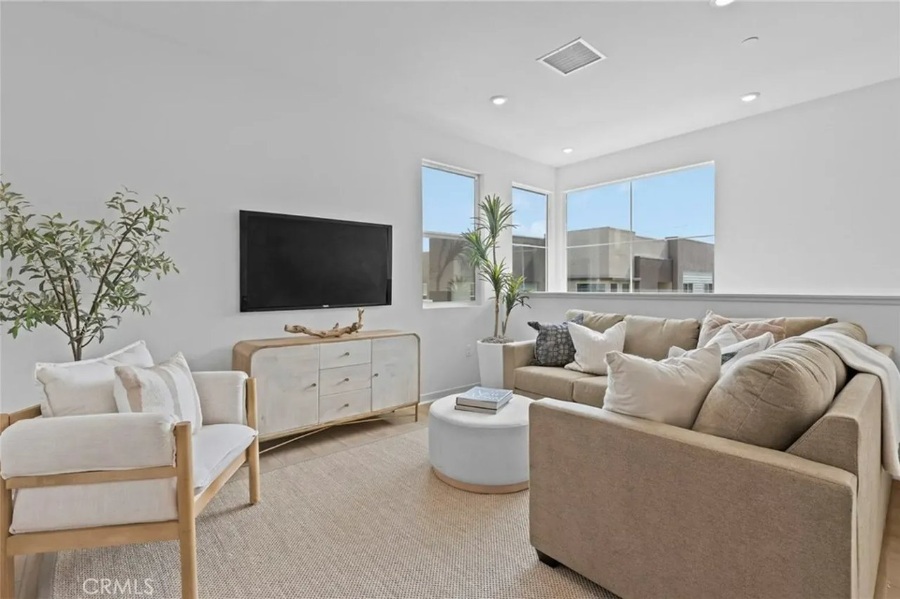 3648 S Eichler Paseo #1