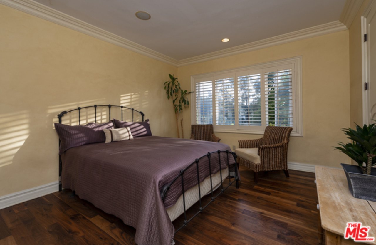2636 La Cuesta Dr