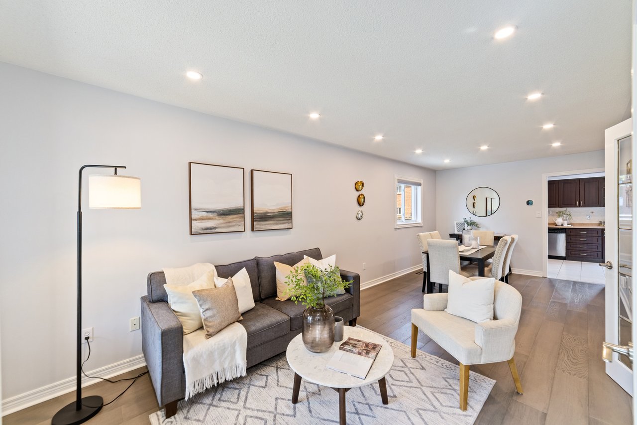 6837 Lisgar Drive