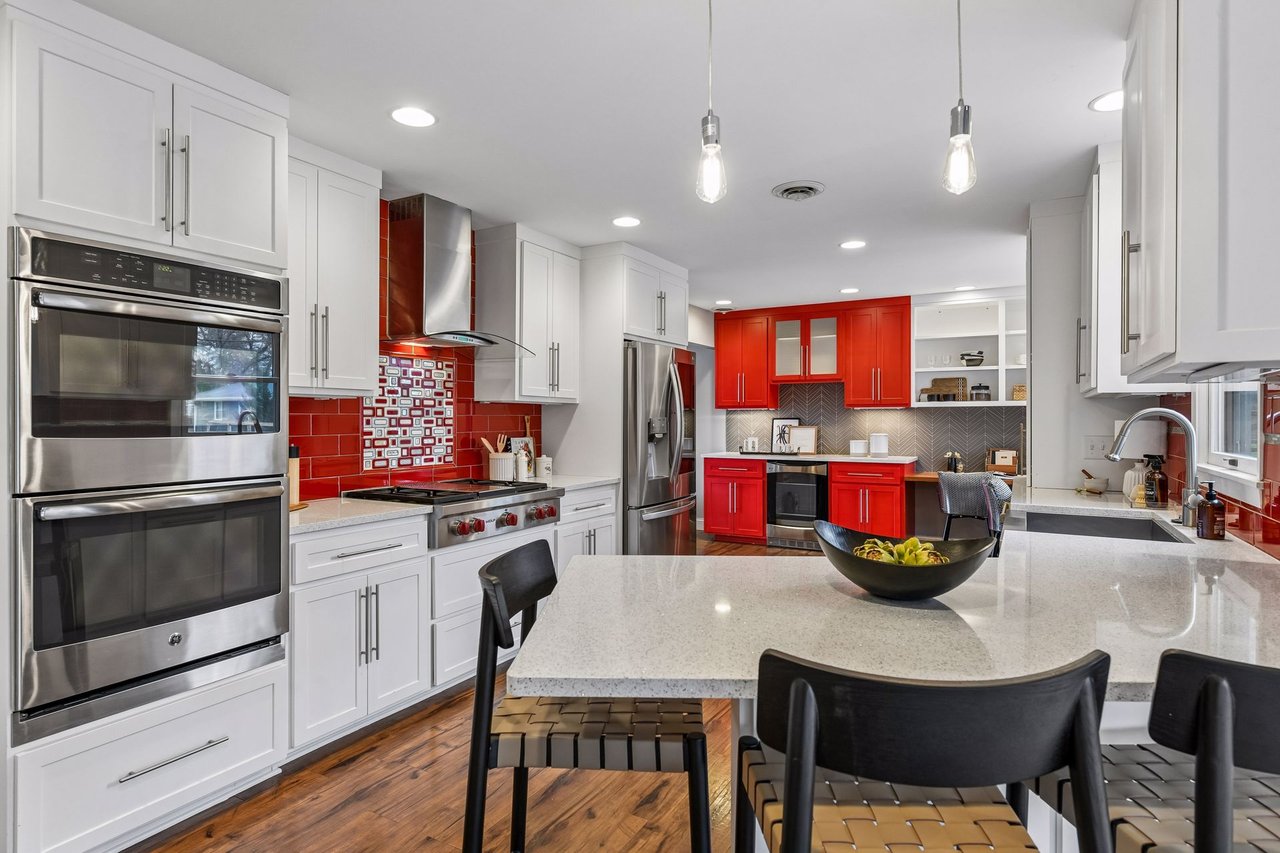 5932 Tamarac Ave, Edina