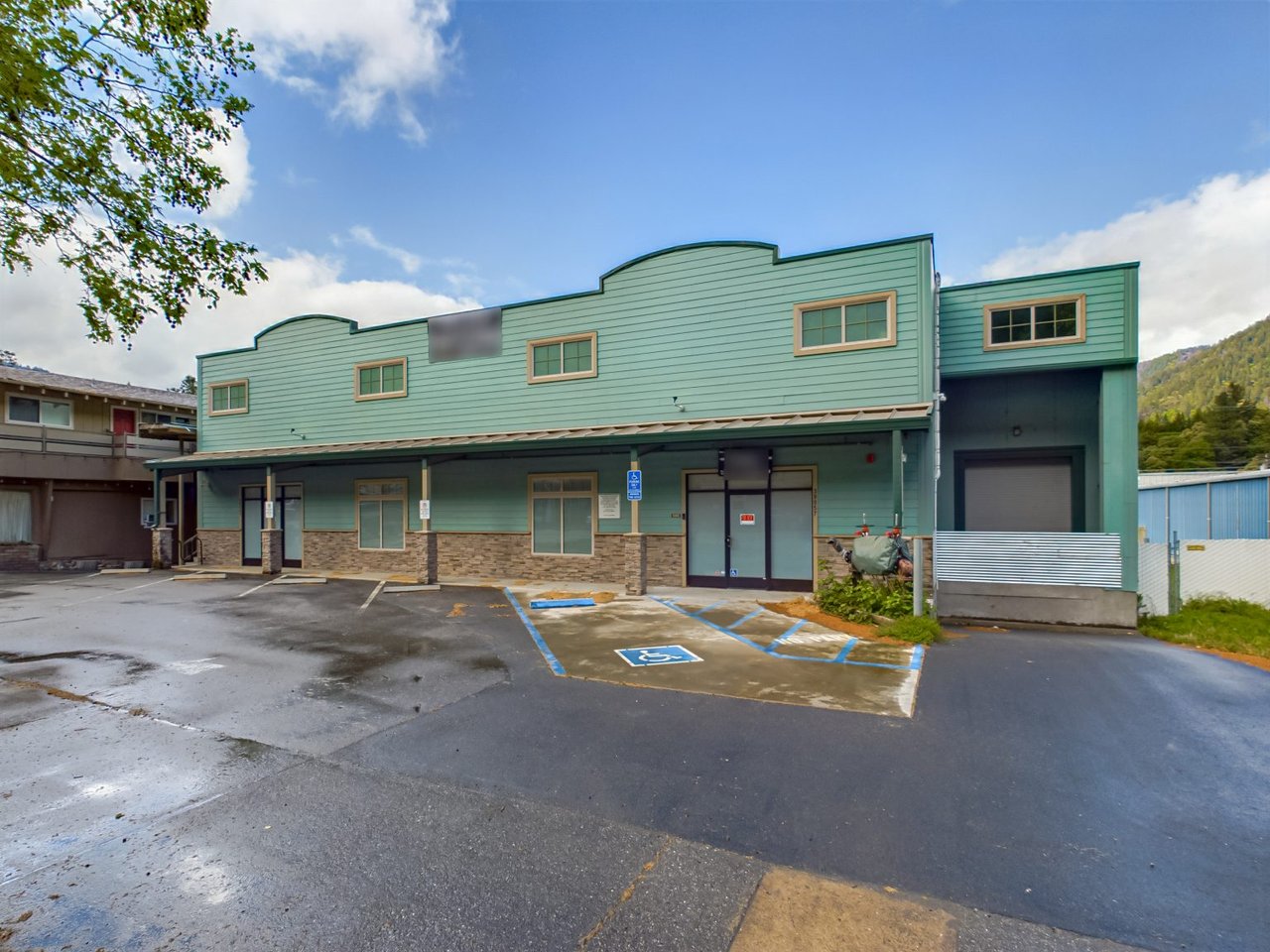 Northern California Commercial Facility Offers Fiber, Solar Power, and Flexible Zoning for Tech and Clean Energy Companies