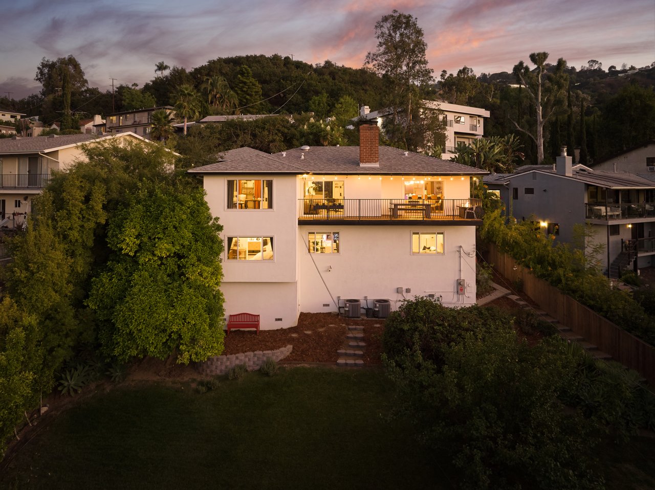 3964 Fredonia Dr, Sunset Strip