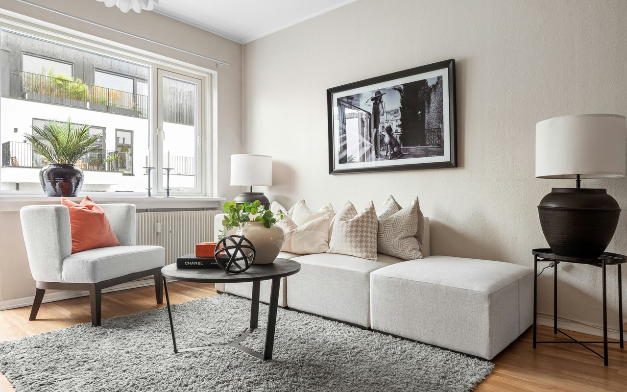Real Estate 101: What Is the Difference Between Short Sales and Foreclosures?