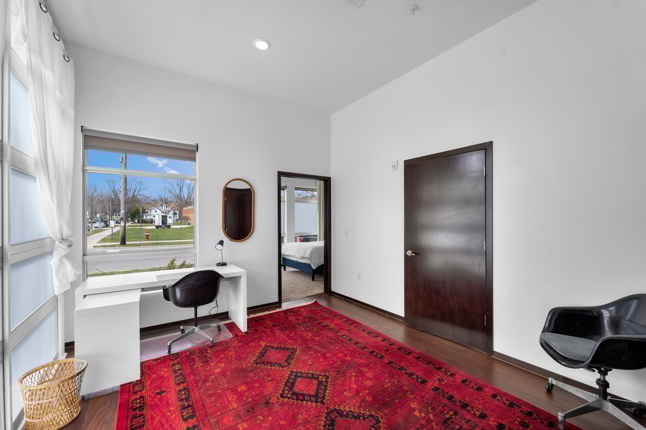 23 N Livingston Street