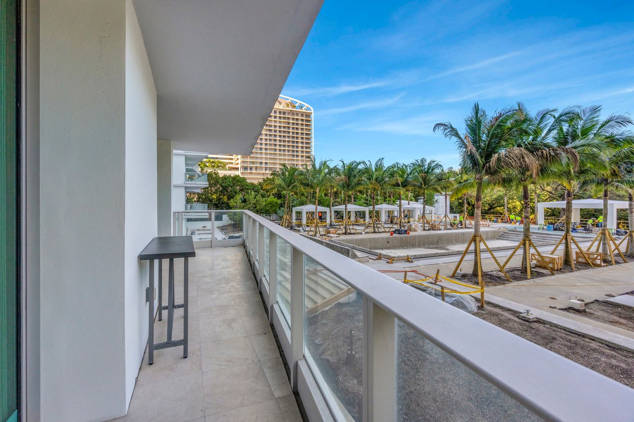 2627 S Bayshore Dr # 507