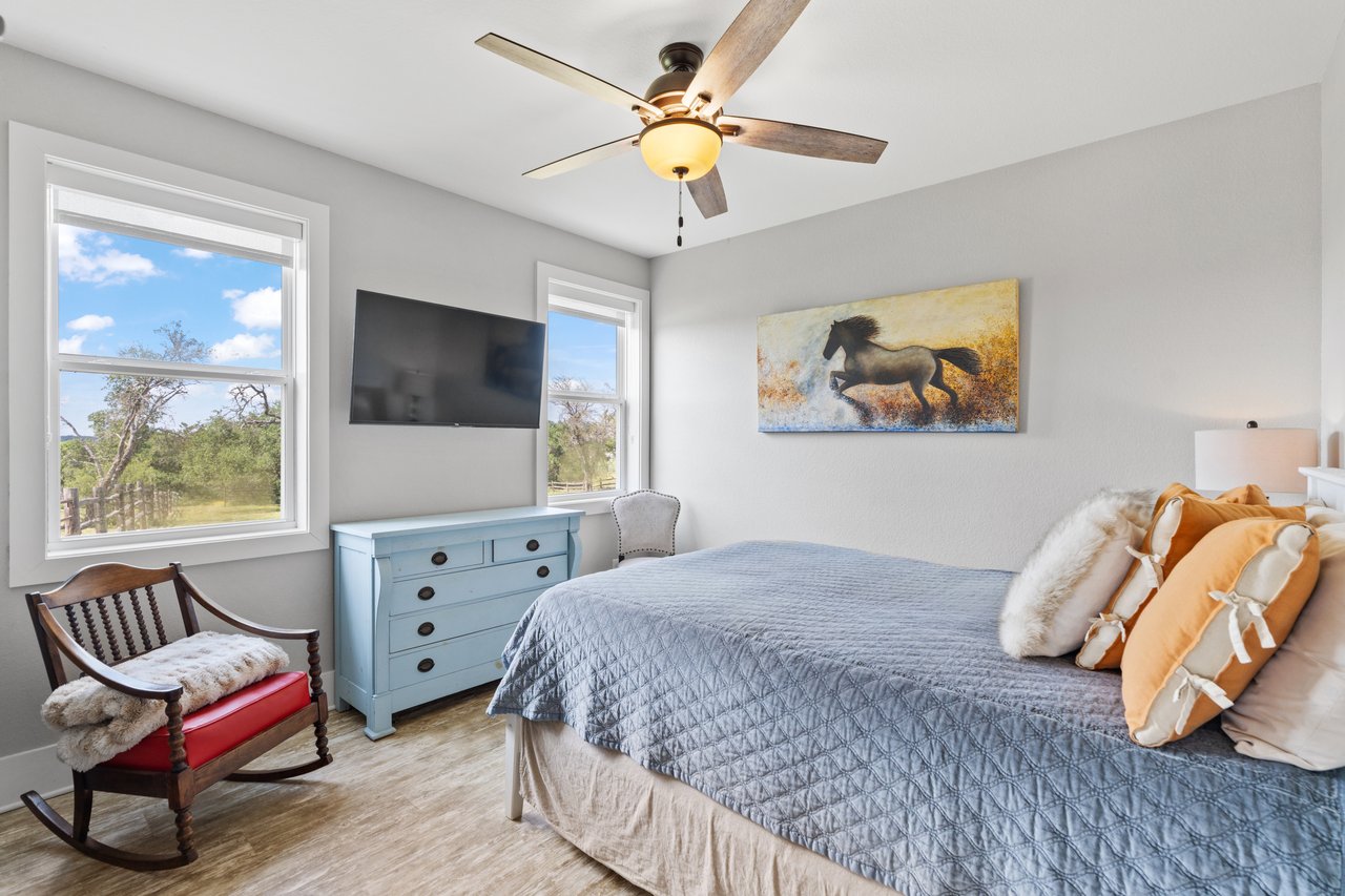 1457 Avenida High View