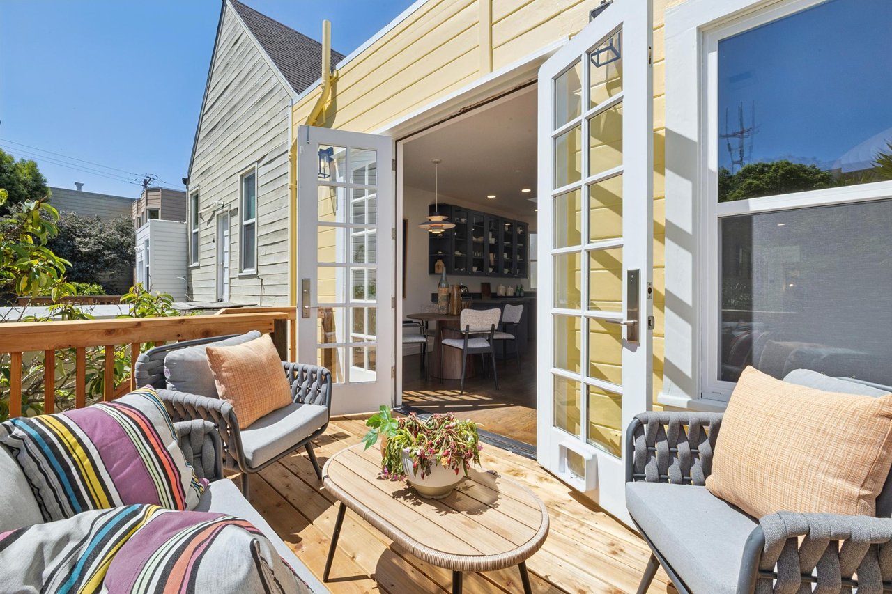 263 Carl Street