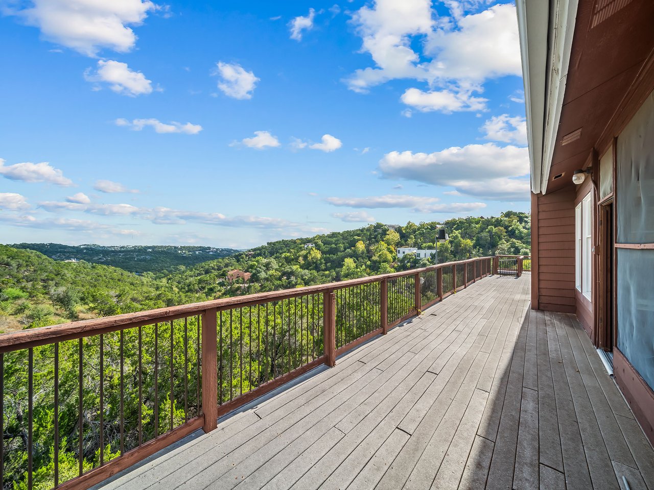 1302 Circle Ridge Drive