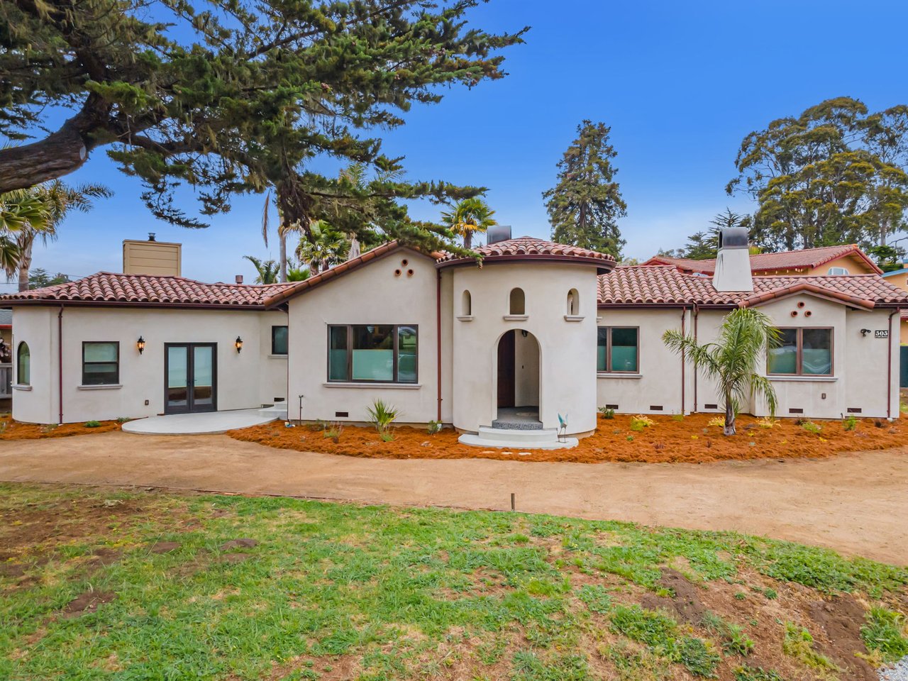 505 Cliff Drive