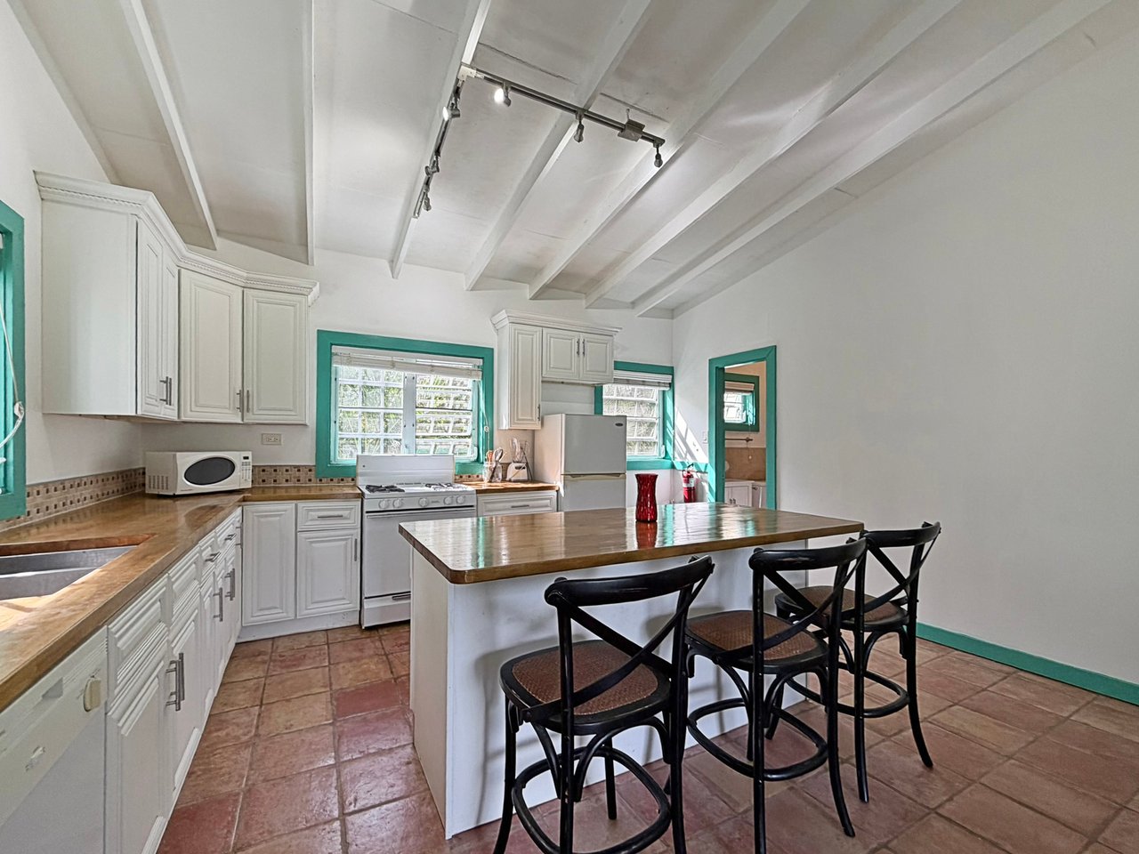 1111 Cane Garden Bay 1 Bedroom Apartment