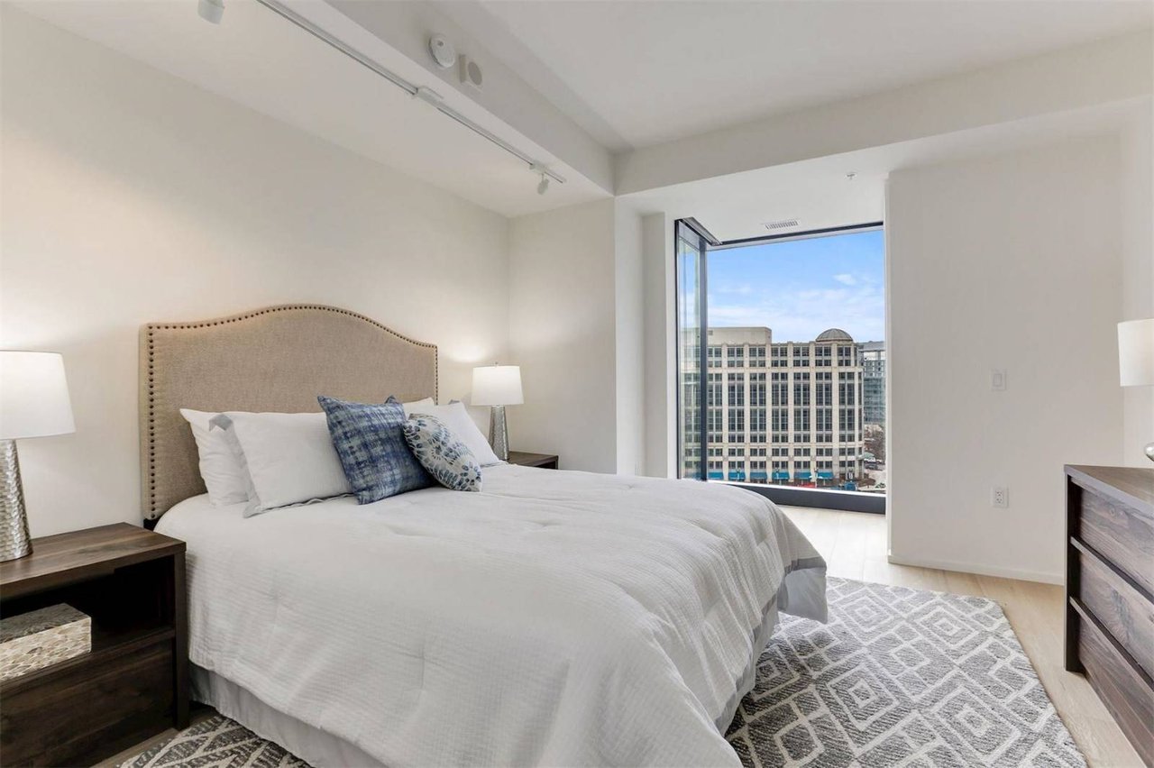 920 I St NW, #1105