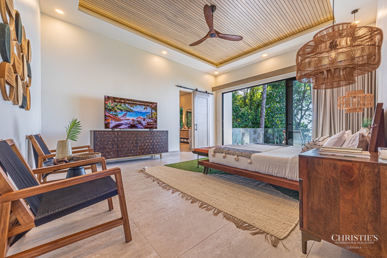 Luxury Estate in Escaleras- incredible ocean views 5.5 Acres