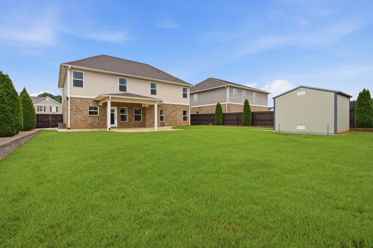 Spacious 4-Bedroom Living Near Redstone Arsenal & MidCity!