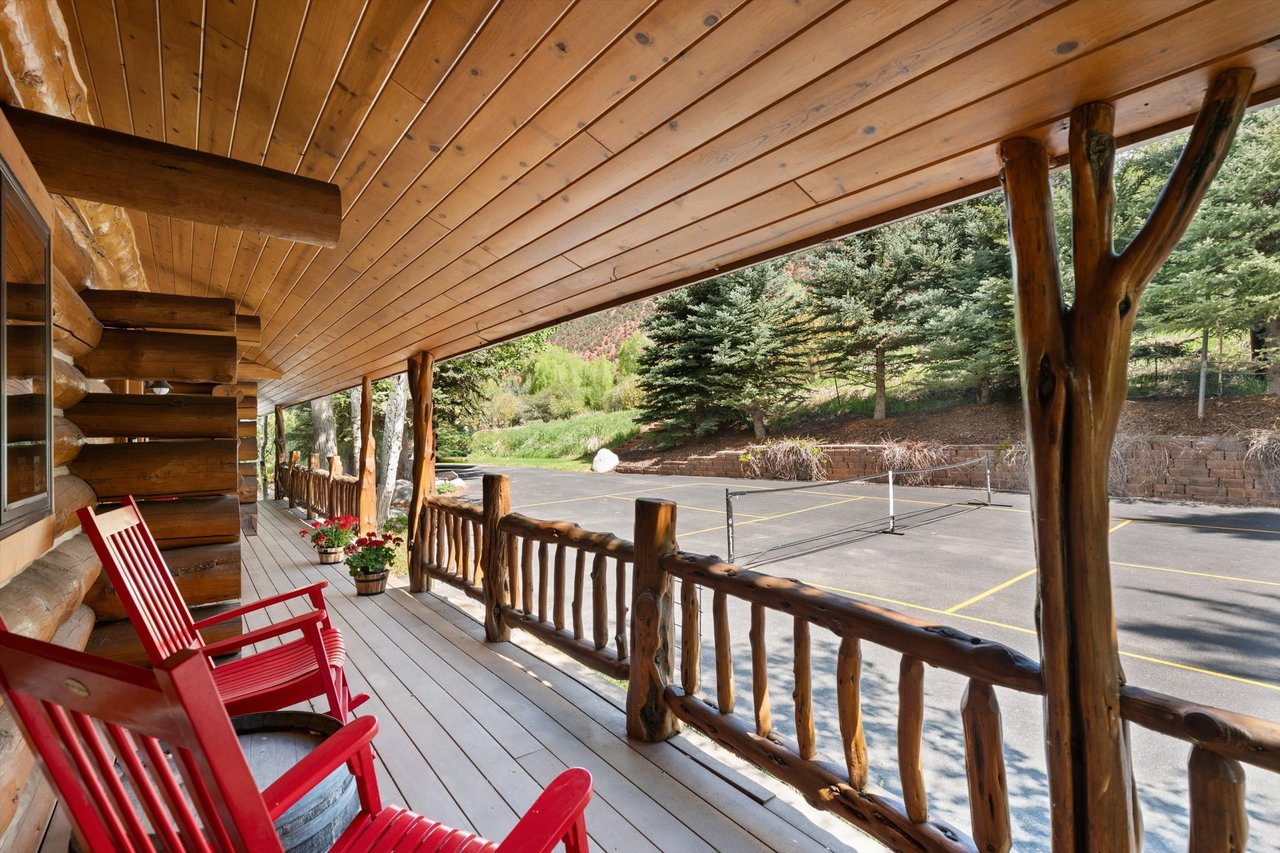 2134 Lower River